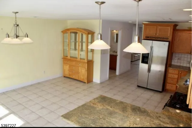 $3,500 | 498 6th Avenue, Lyndhurst, NJ 07071