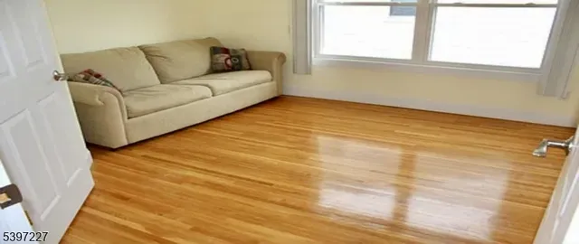 $3,500 | 498 6th Avenue, Lyndhurst, NJ 07071