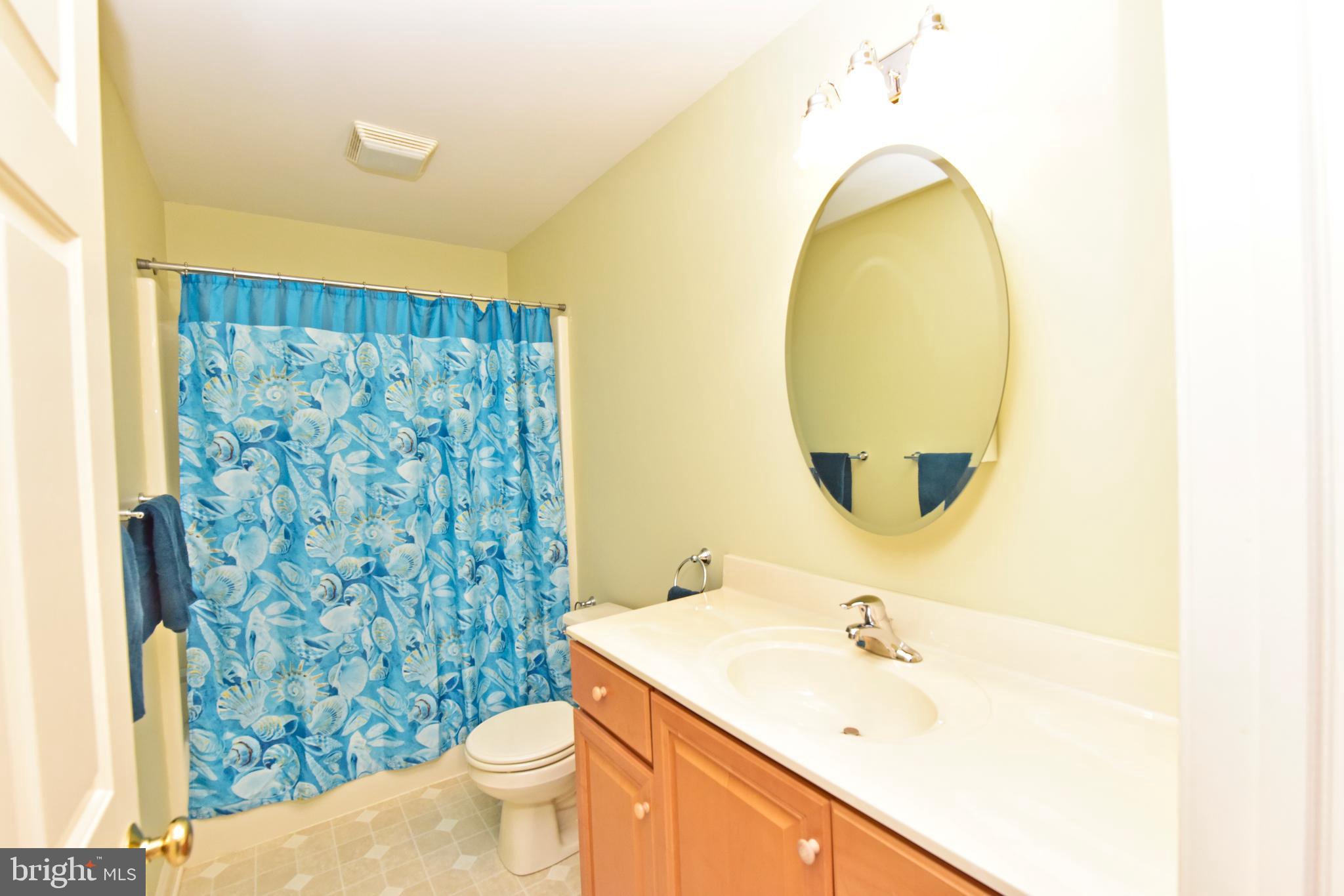 67 Harristown Road Paradise, PA 17562 - Photo 21 of 43 Second floor Bath