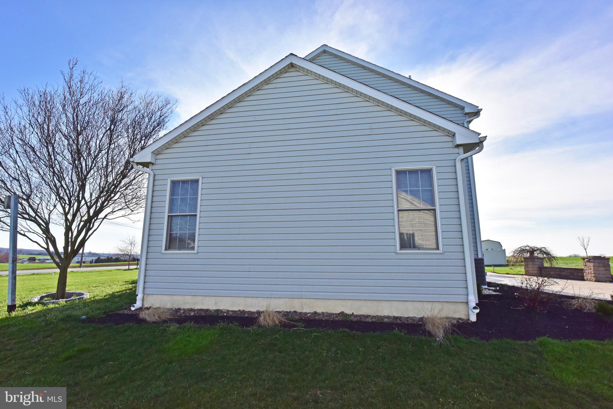67 Harristown Road Paradise, PA 17562 - Photo 38 of 43 Side View