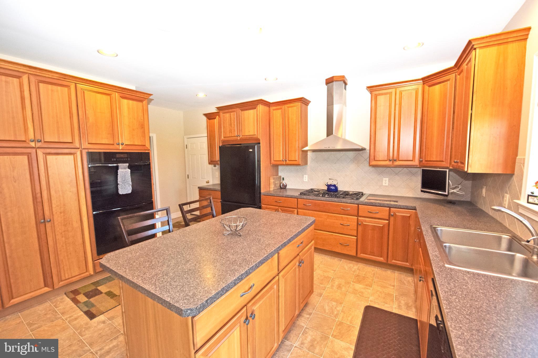 67 Harristown Road Paradise, PA 17562 - Photo 8 of 43 Kitchen