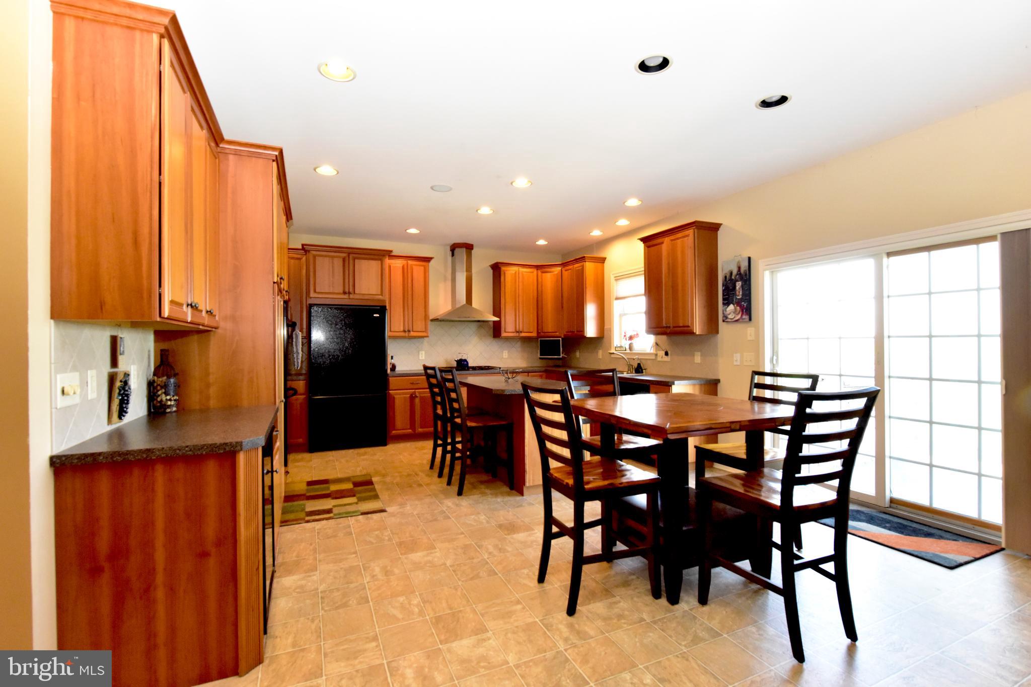 67 Harristown Road Paradise, PA 17562 - Photo 9 of 43 KItchen View
