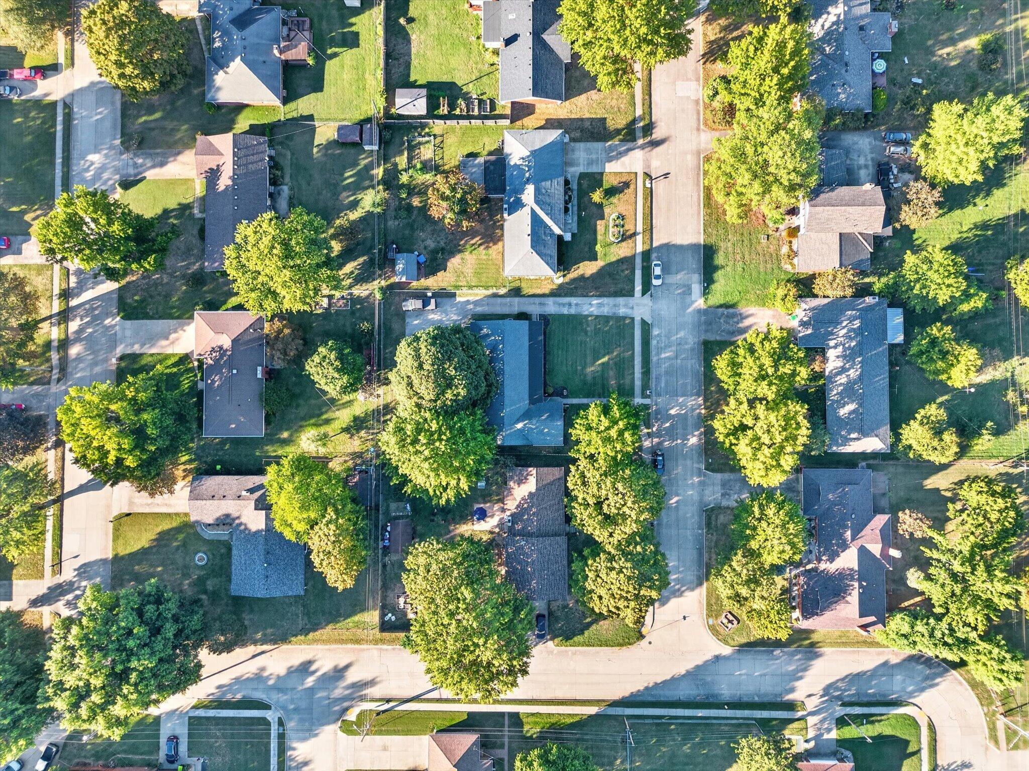 4115 South Fairway Avenue Springfield, MO 65804 - Photo 37 of 39 37-DJI_0432