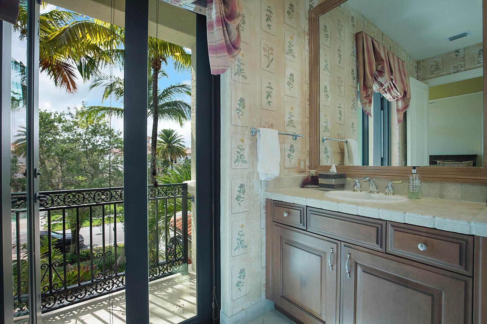 17554 Middlebrook Way Boca Raton, FL 33496 - Photo 62 of 104 57_17554_Middlebrook_Way_Interiors57_mls