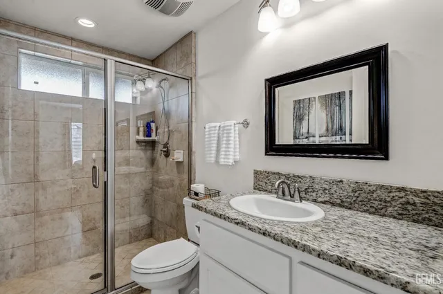 $799,850 | Undisclosed Address, Bakersfield, CA 93314