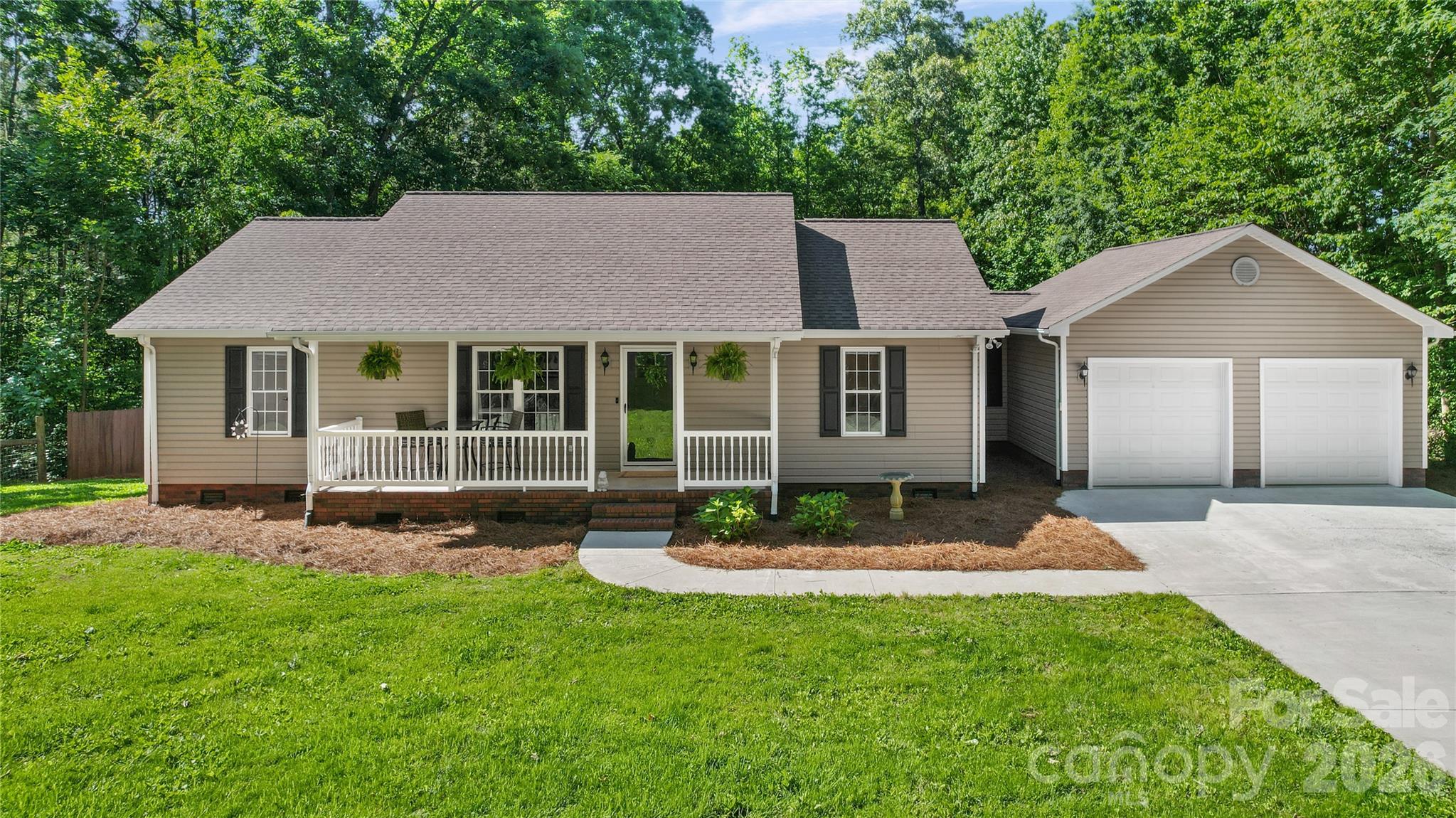 39328 Holly Ridge Road New London, NC 28127 - Photo 2 of 40 Gallery Image 2