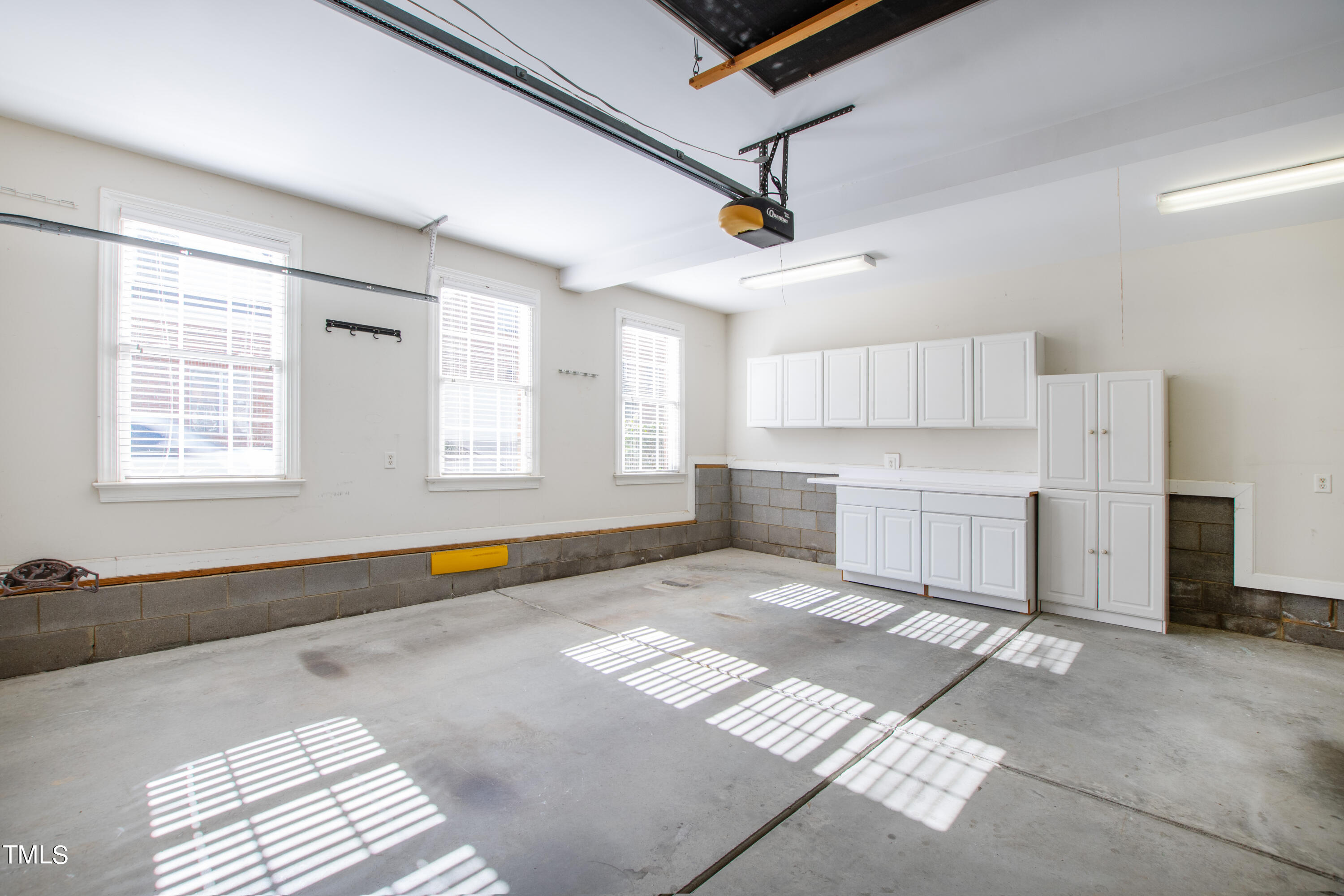 7412 Fontana Ridge Lane Raleigh, NC 27613 - Photo 25 of 52 Garage