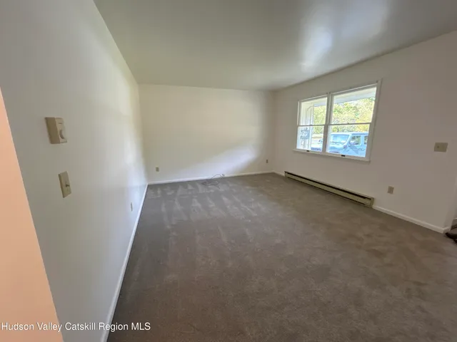 $1,875 | 5 Parkview Court, Copake, NY 12516