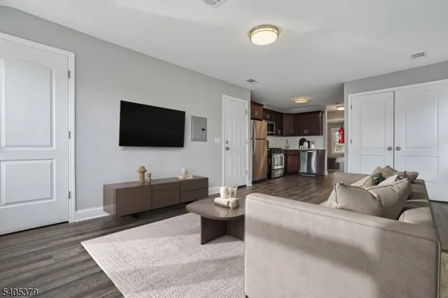 $1,199,000 | 116 Maple Avenue, Montclair, NJ 07042