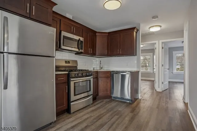 $1,199,000 | 116 Maple Avenue, Montclair, NJ 07042