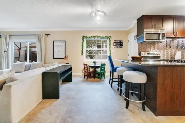 $1,650 | 1000 South Semoran Boulevard, Unit 815, Winter Park, FL 32792