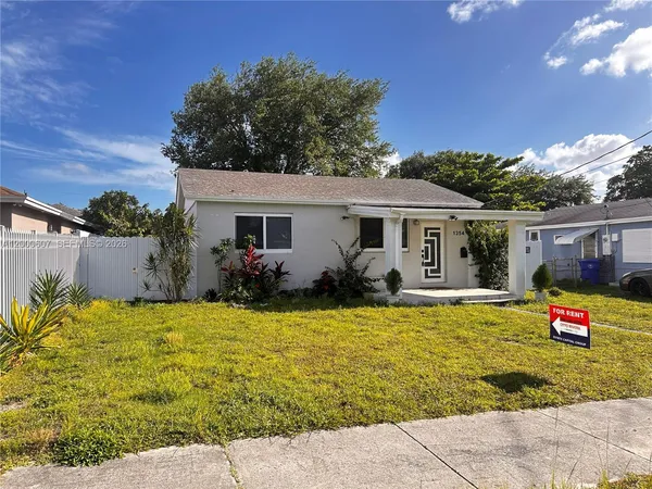 $3,000 | 1354 Northwest 69th Street, Miami, FL 33147