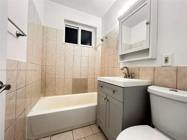 $3,000 | 1354 Northwest 69th Street, Miami, FL 33147