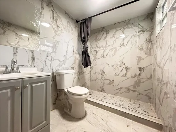 $3,000 | 1354 Northwest 69th Street, Miami, FL 33147