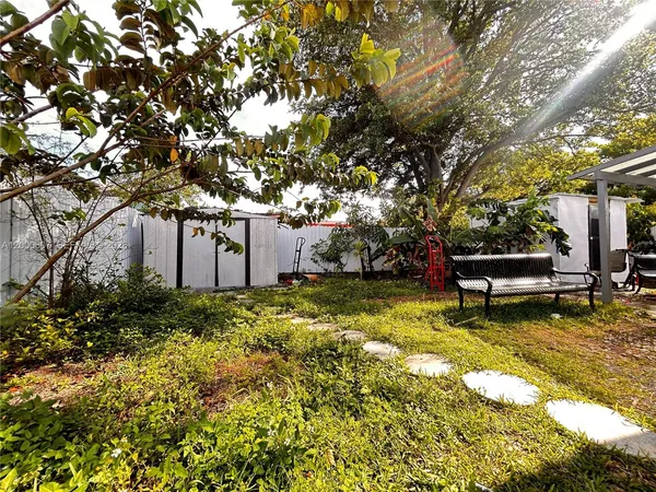 $3,000 | 1354 Northwest 69th Street, Miami, FL 33147