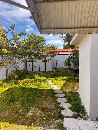 $3,000 | 1354 Northwest 69th Street, Miami, FL 33147