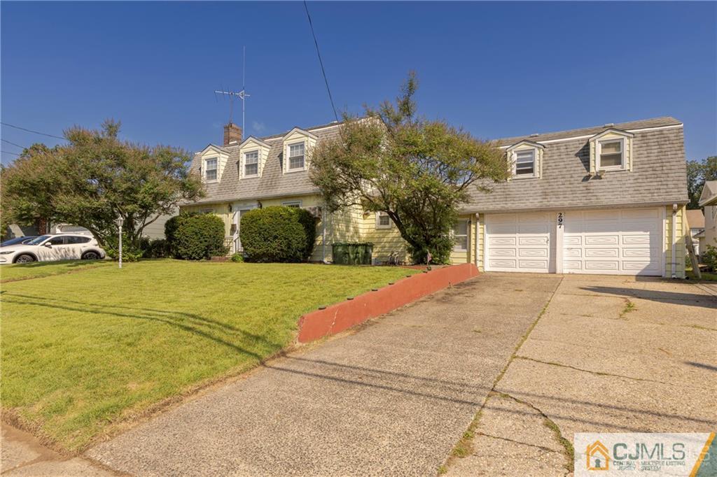 297 Washington Road Sayreville, NJ 08872 - Photo 2 of 44 a view of a house with a yard