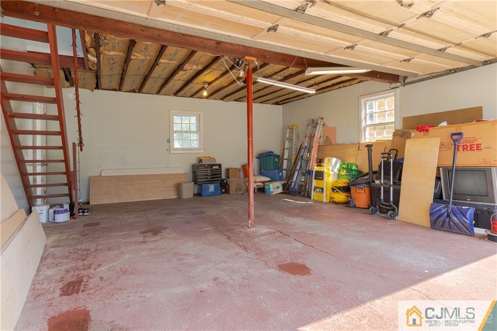 297 Washington Road Sayreville, NJ 08872 - Photo 31 of 44 a view of a empty room with gym equipment