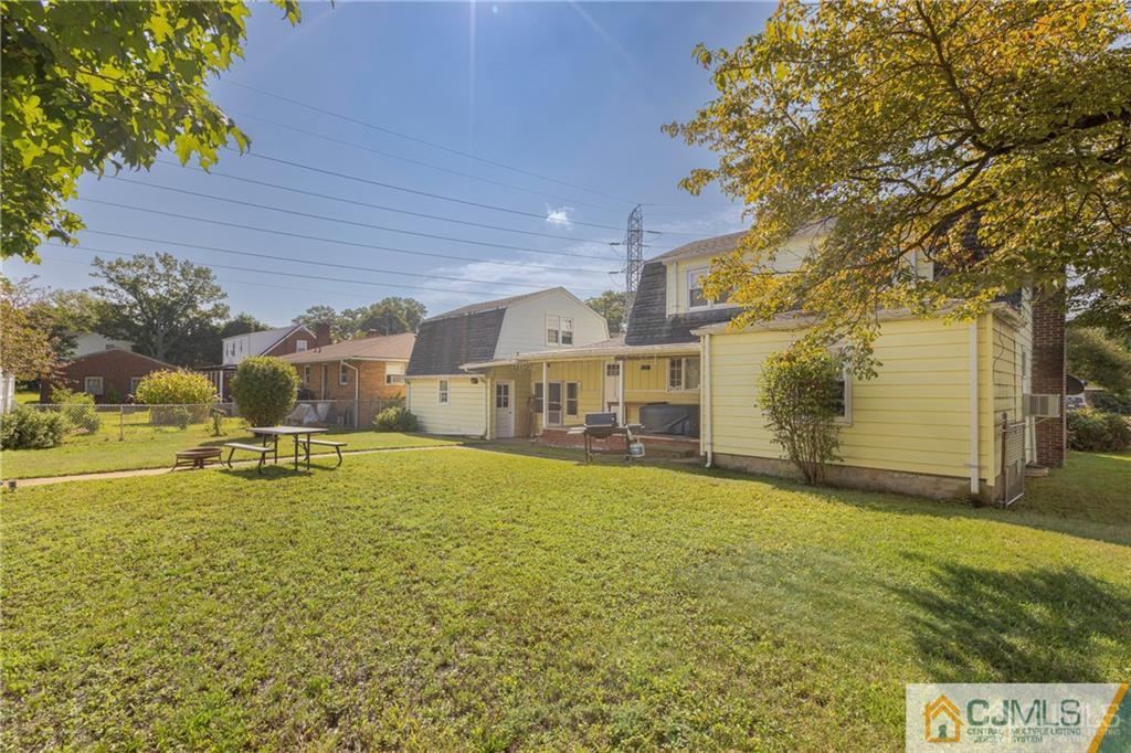 297 Washington Road Sayreville, NJ 08872 - Photo 43 of 44 a house with pool in front of it