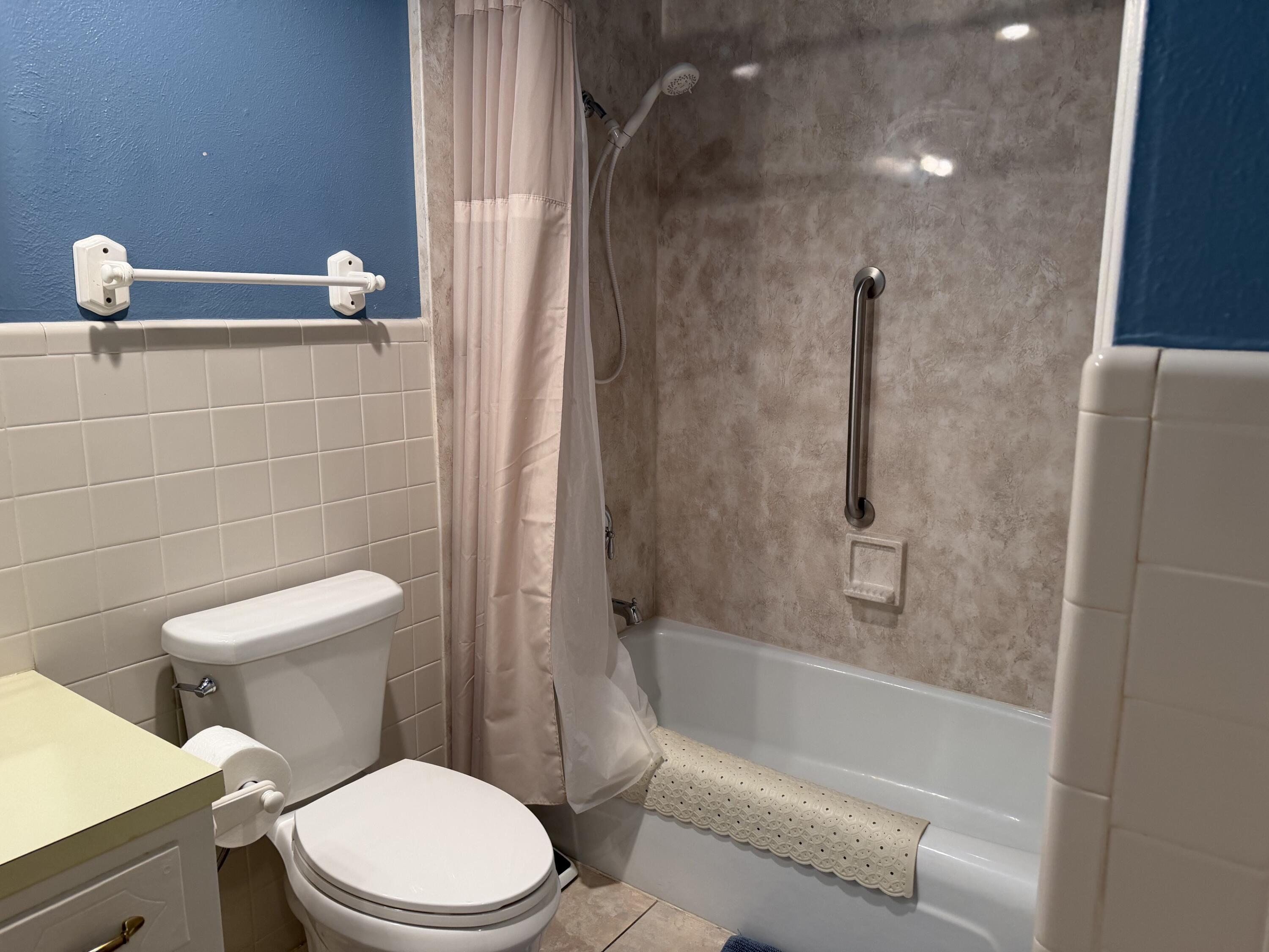 5603 37th Street Lubbock, TX 79407 - Photo 24 of 31 IMG_1532