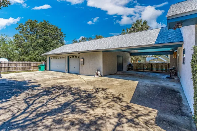 $995,000 | 809 Main Street, Destin, FL 32541