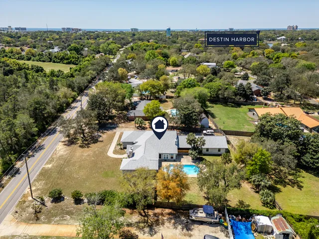 $995,000 | 809 Main Street, Destin, FL 32541