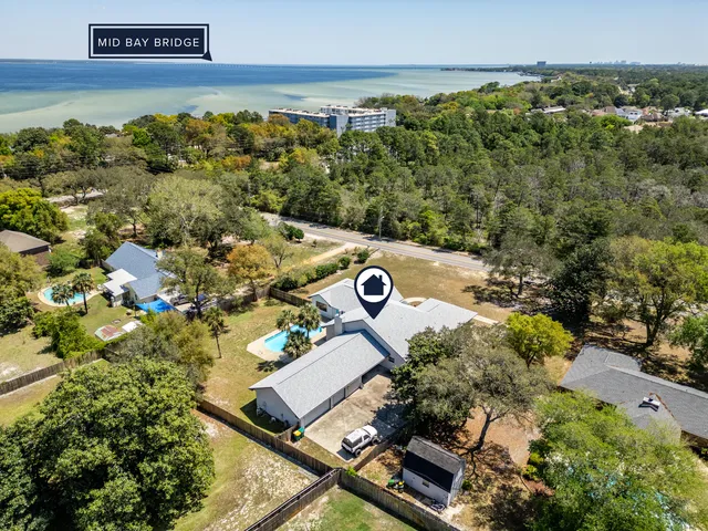 $995,000 | 809 Main Street, Destin, FL 32541