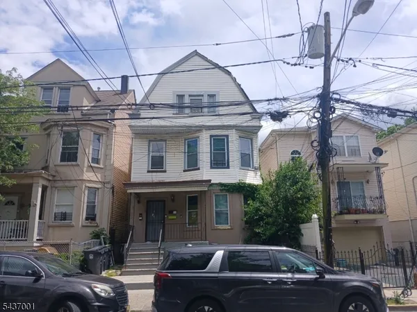 $649,000 | 118 Seymour Avenue, Newark, NJ 07108