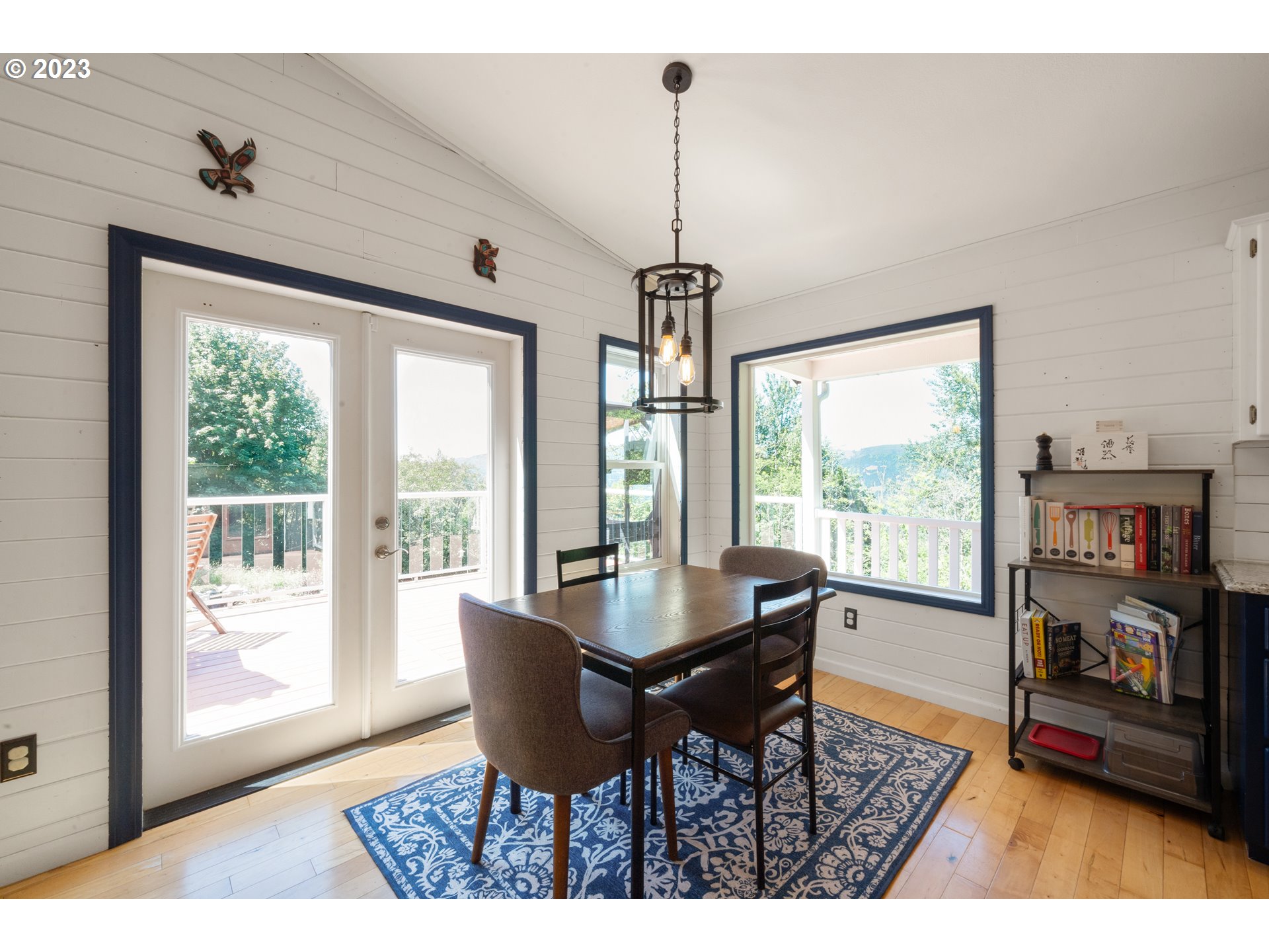 40606 Northwest Maple Ridge Road Woodland, WA 98674 - Photo 13 of 48 Dining Area