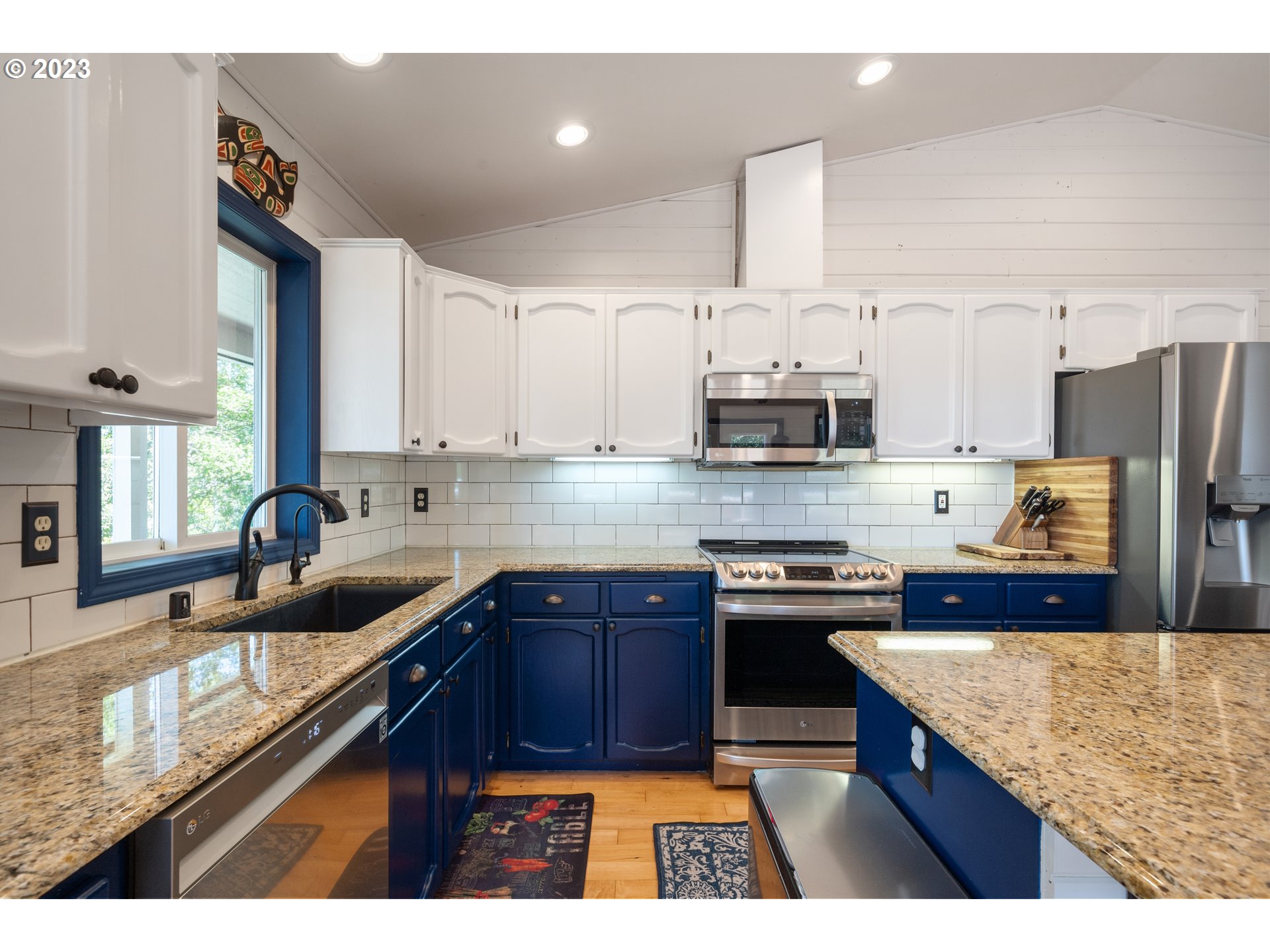 40606 Northwest Maple Ridge Road Woodland, WA 98674 - Photo 8 of 48 Kitchen