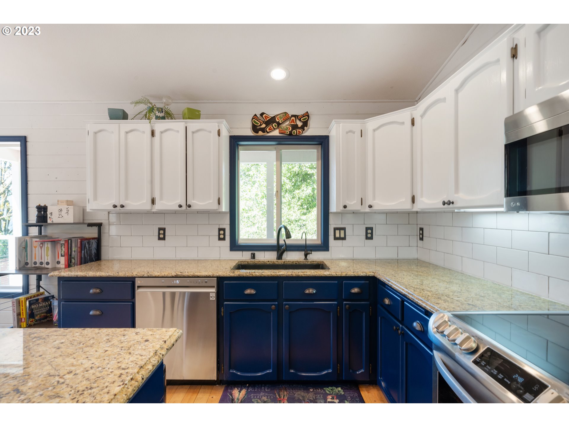 40606 Northwest Maple Ridge Road Woodland, WA 98674 - Photo 10 of 48 Kitchen
