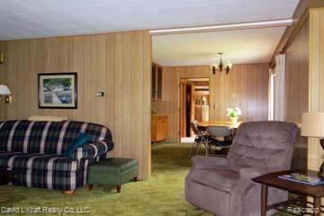 2088RoseIslandNewLiv.jpg