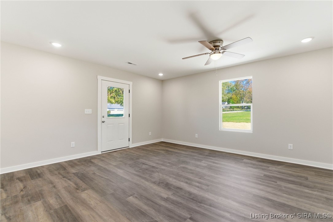 304 Smith Street Underwood, IN 47177 - Photo 8 of 37