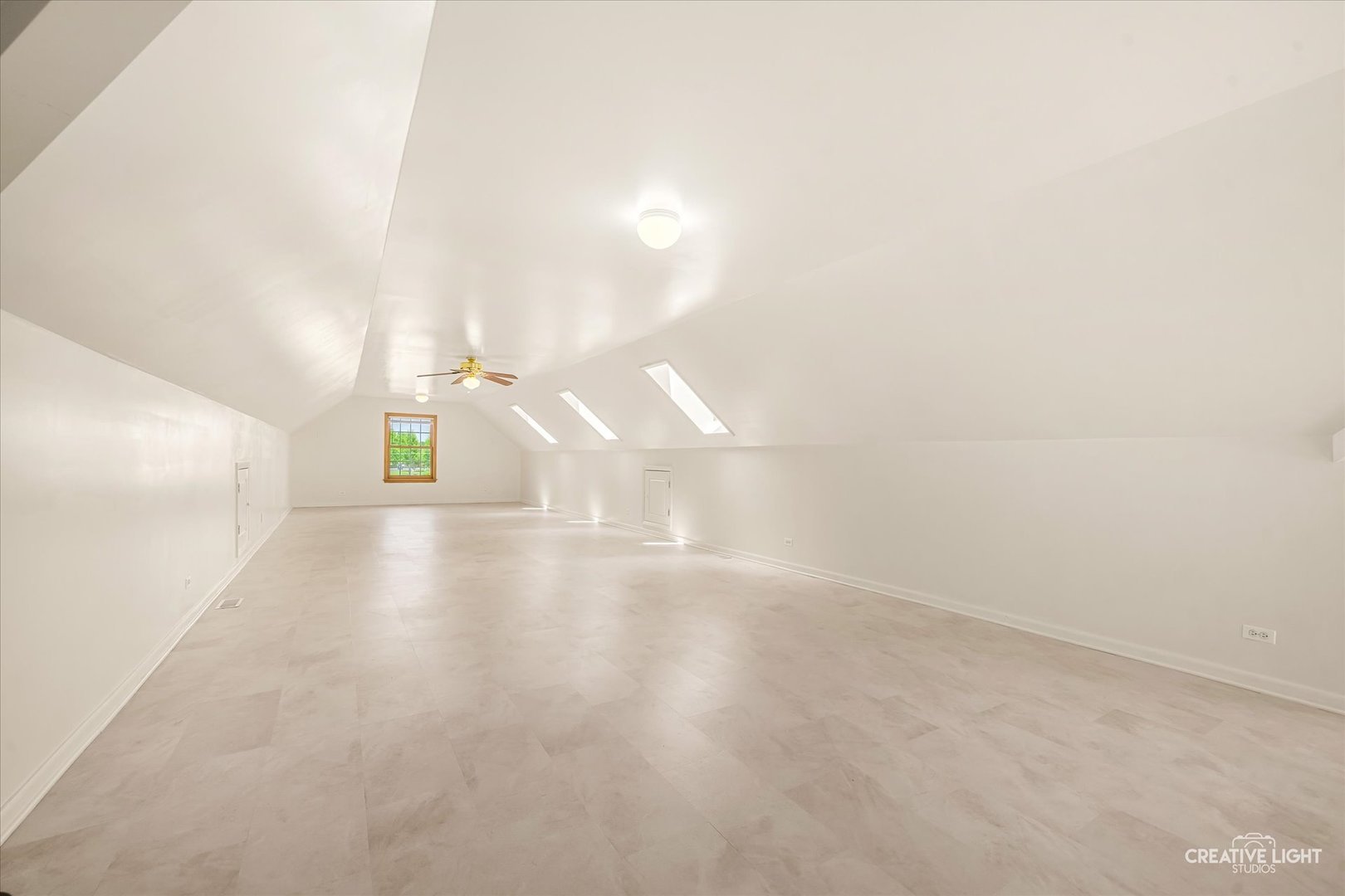 1502 Cherry Road Oswego, IL 60543 - Photo 36 of 53 Gallery Image 36