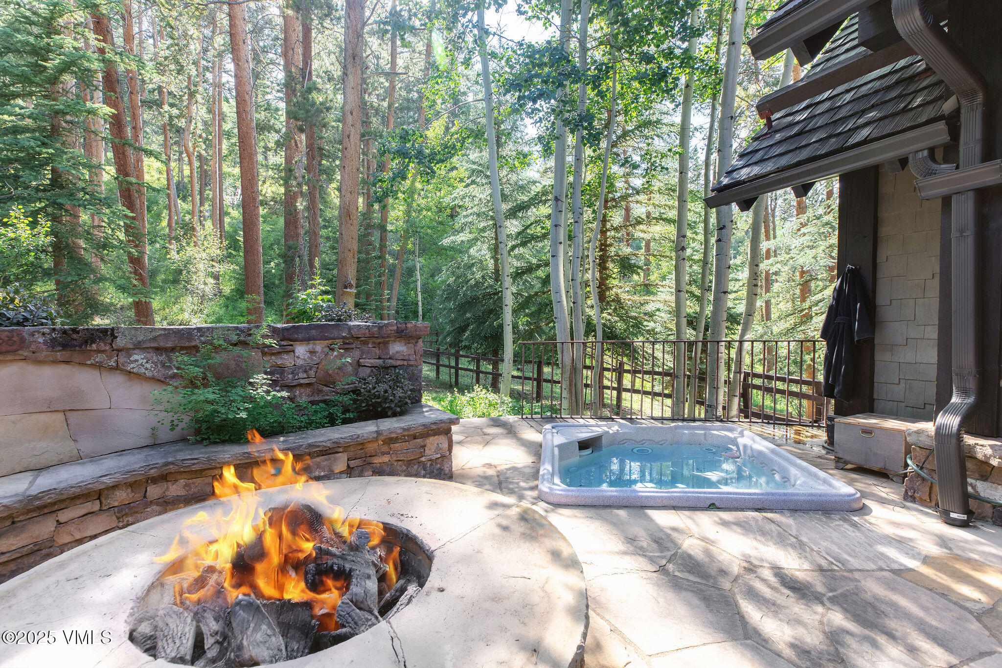 140 Elk Woods Road Edwards, CO 81632 - Photo 40 of 46 140_elk_woodse_exterior_patio