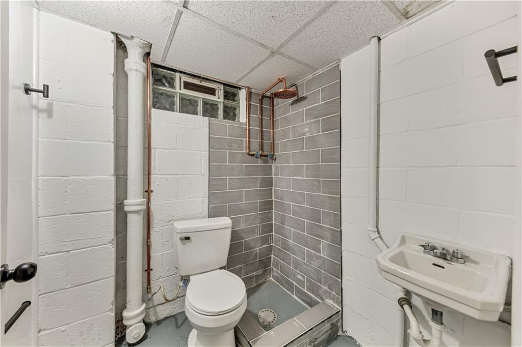 868 Glass Run Road Pittsburgh, PA 15236 - Photo 19 of 20 Gallery Image 19