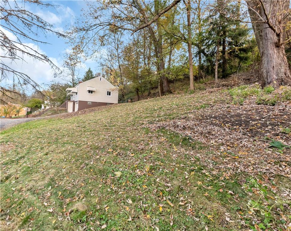 868 Glass Run Road Pittsburgh, PA 15236 - Photo 3 of 20 Gallery Image 3