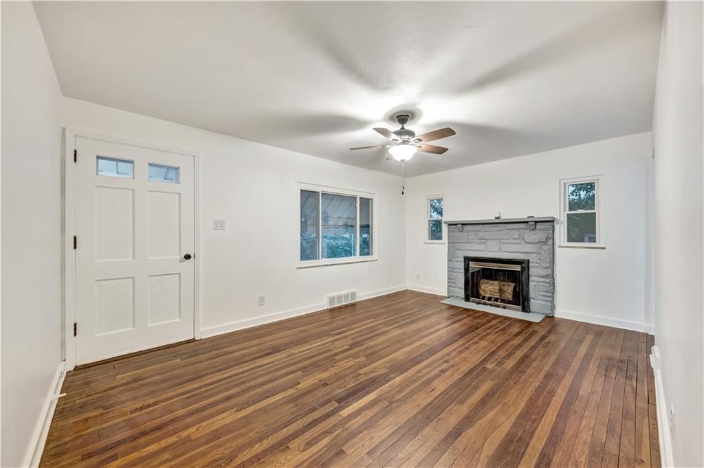 868 Glass Run Road Pittsburgh, PA 15236 - Photo 5 of 20 Gallery Image 5