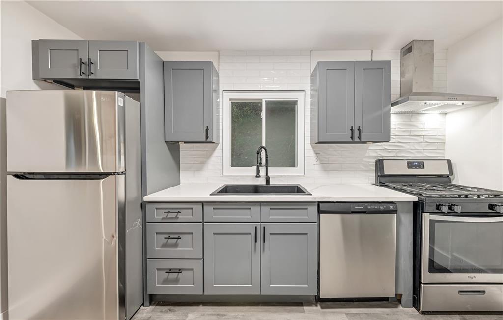 868 Glass Run Road Pittsburgh, PA 15236 - Photo 8 of 20 Gallery Image 8