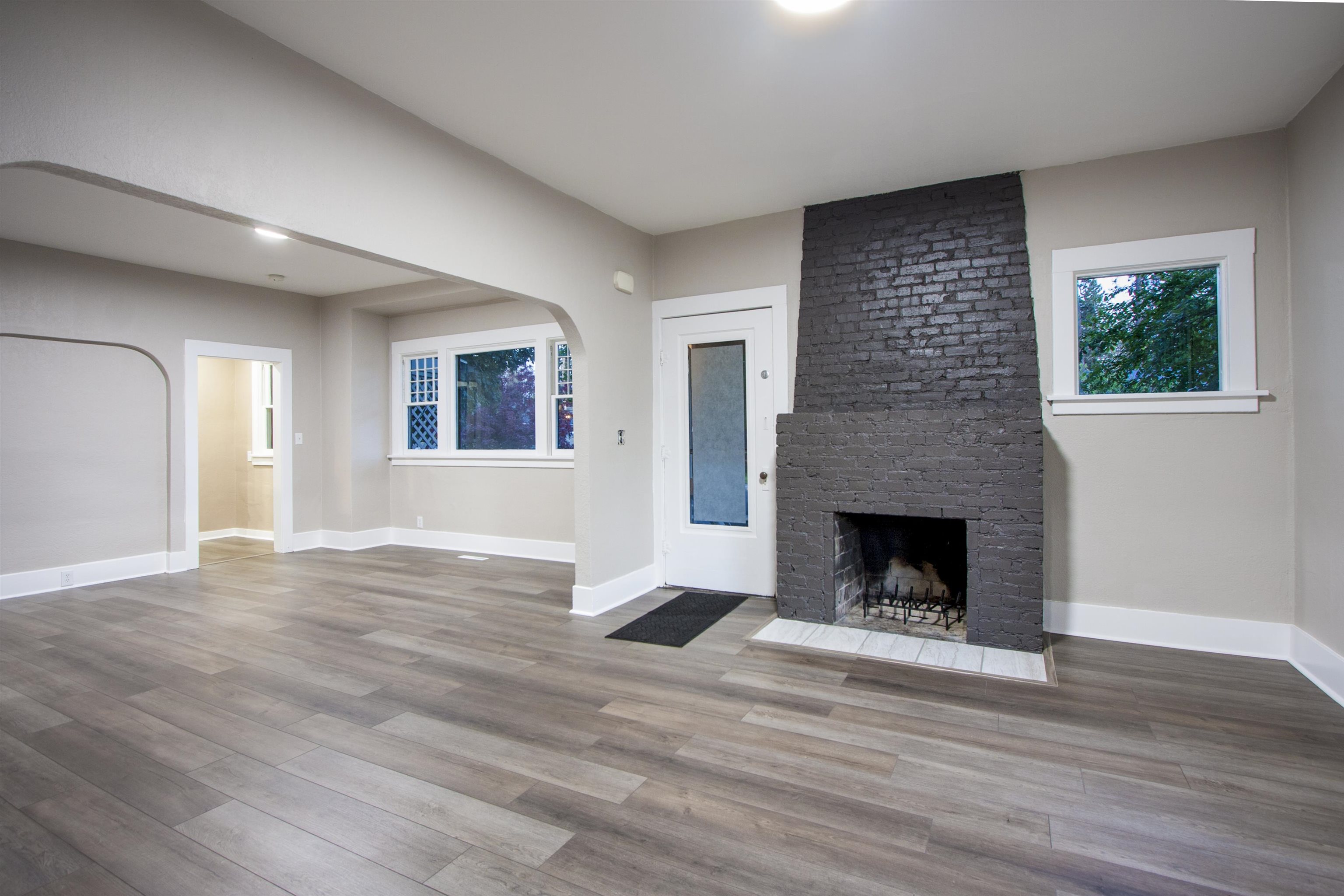 17 East 30th Avenue Spokane, WA 99203 - Photo 4 of 18 Gallery Image 4