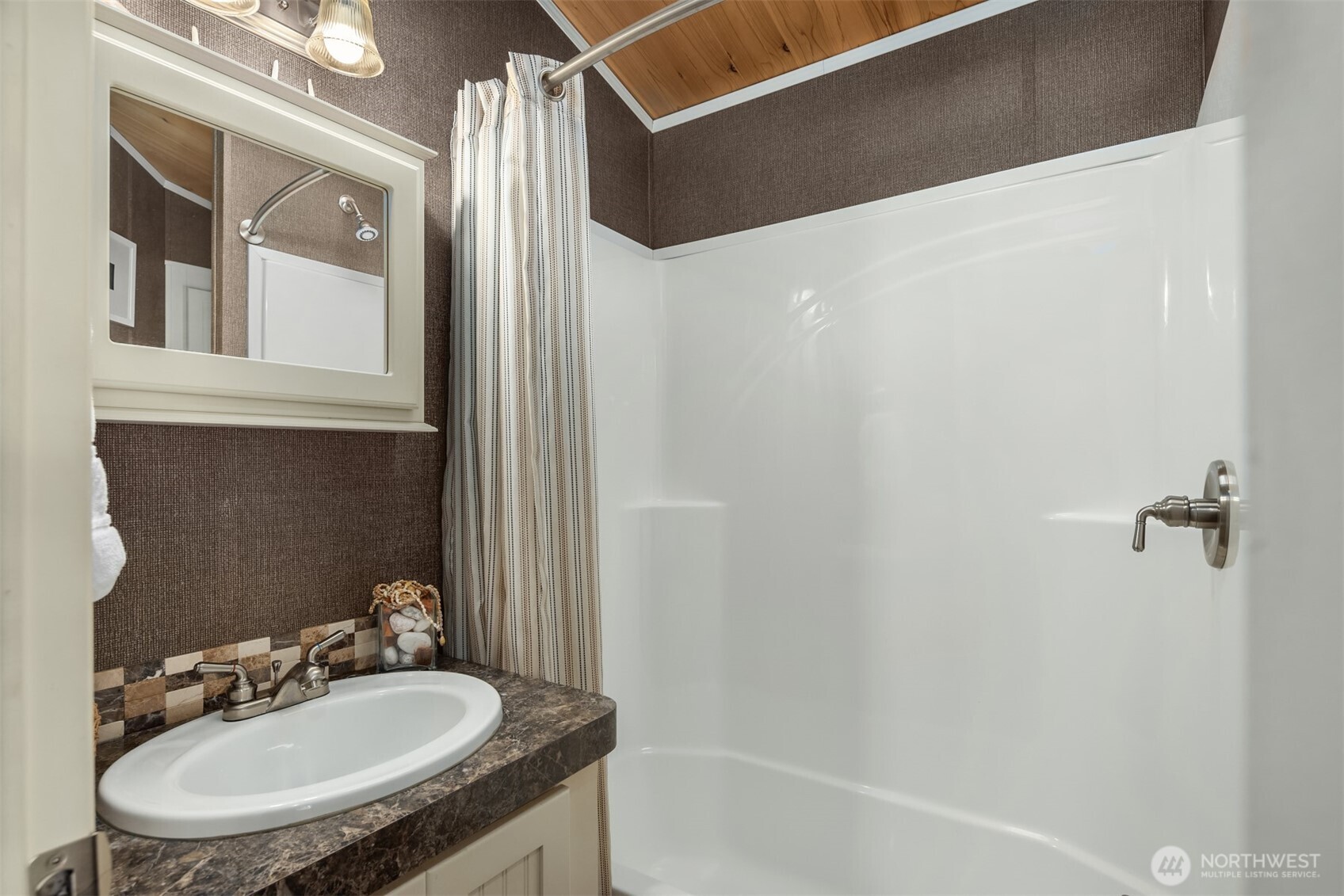 181 Portage Way Port Hadlock, WA 98339 - Photo 10 of 26