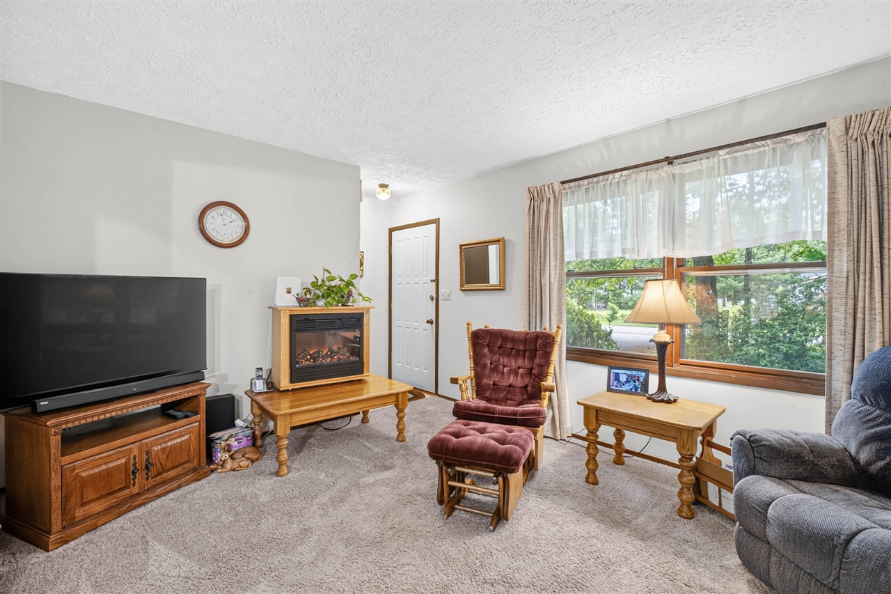 239 Pine Ridge Road Battle Creek, MI 49017 - Photo 12 of 45