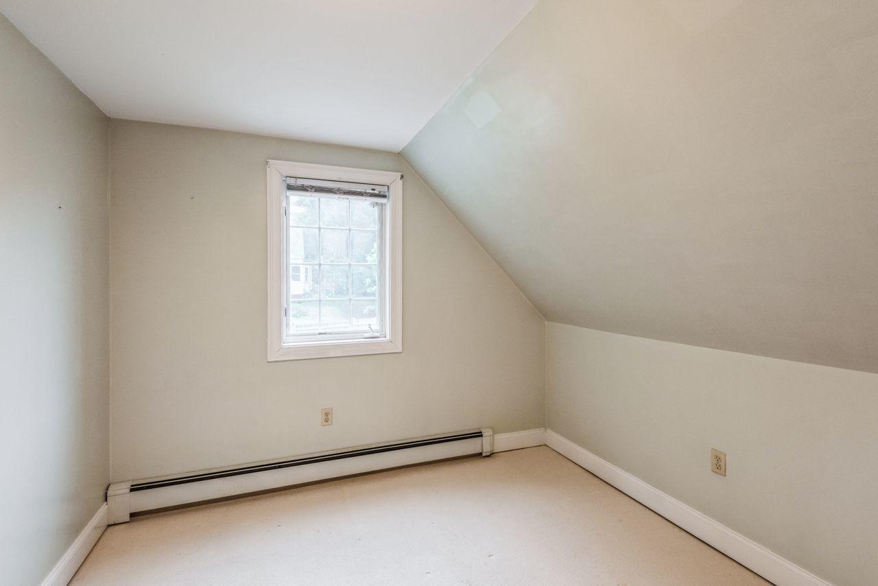 18 Sewall Road South Berwick, ME 03908 - Photo 25 of 35 Master bedroom