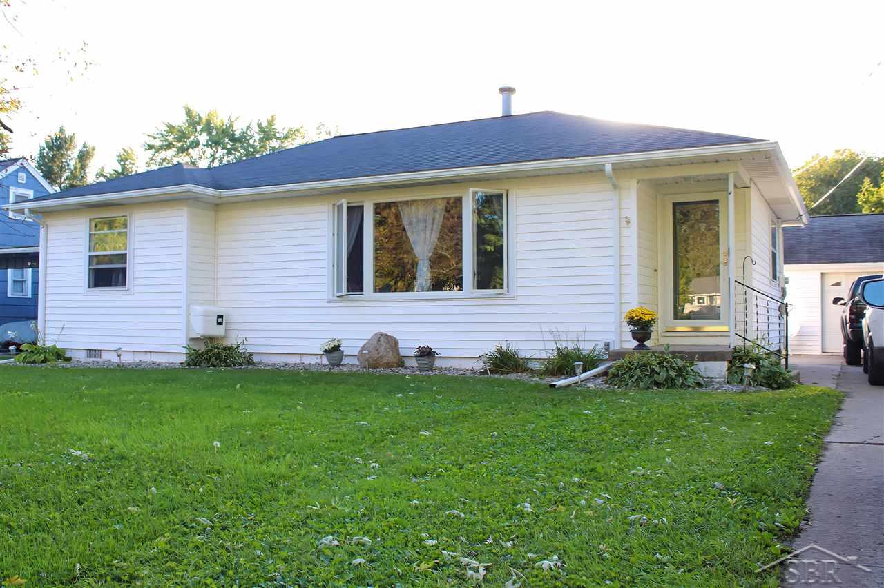 3856 Mack Road Saginaw, MI 48601 - Photo 1 of 17 50056172.JPG