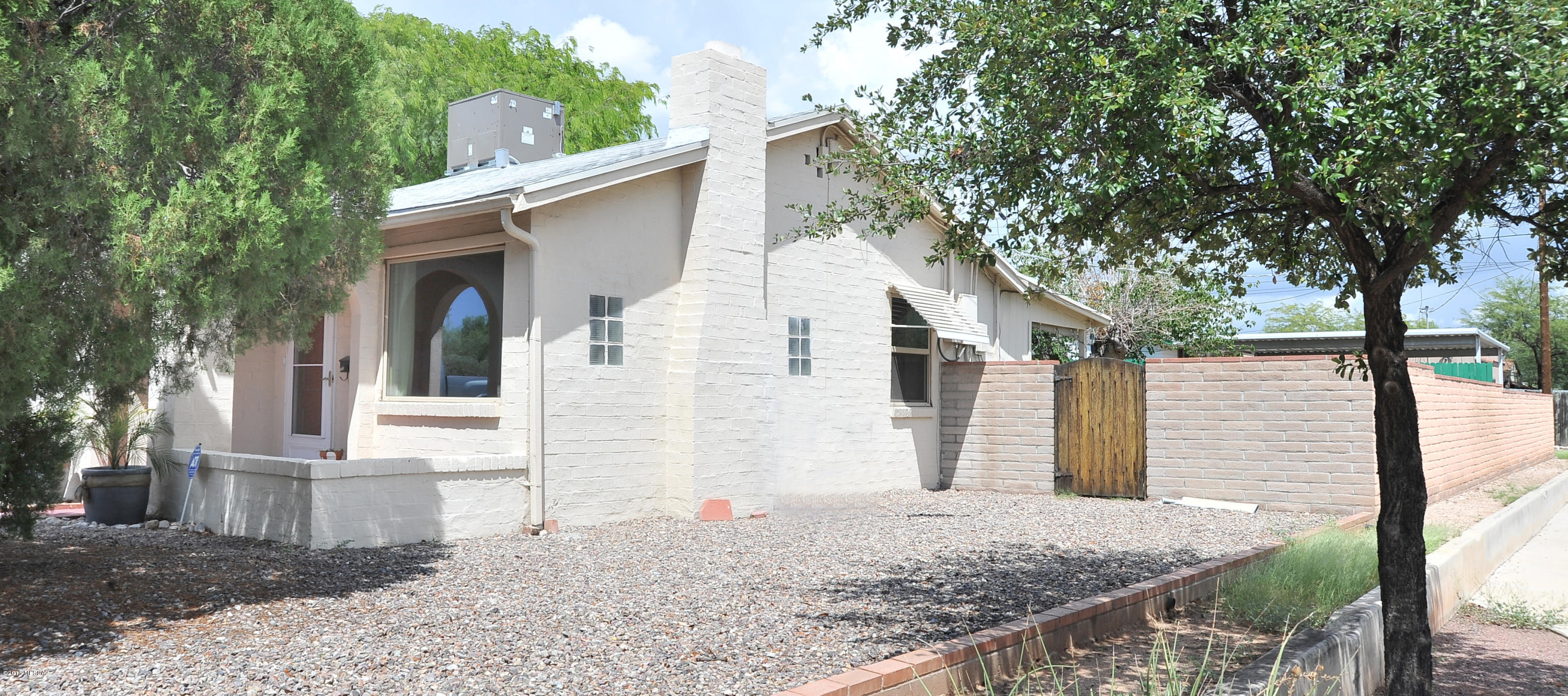 1237 East Spring Street Tucson, AZ 85719 - Photo 2 of 49 Gallery Image 2