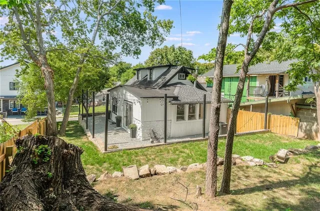 $320,000 | 4635 Genessee Street, Kansas City, MO 64112
