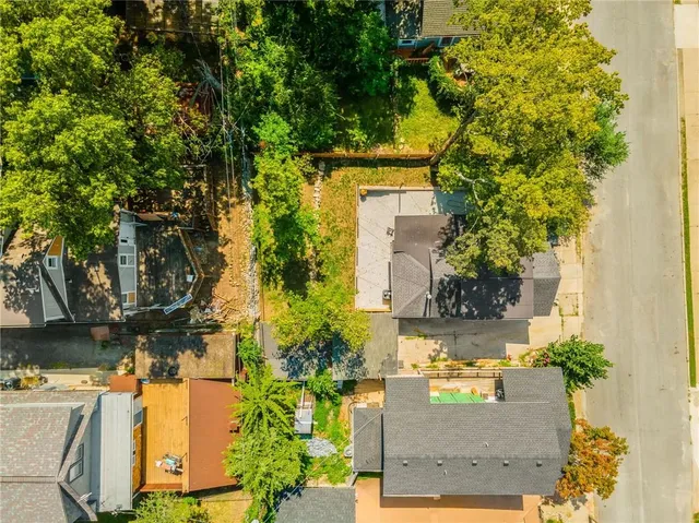 $320,000 | 4635 Genessee Street, Kansas City, MO 64112