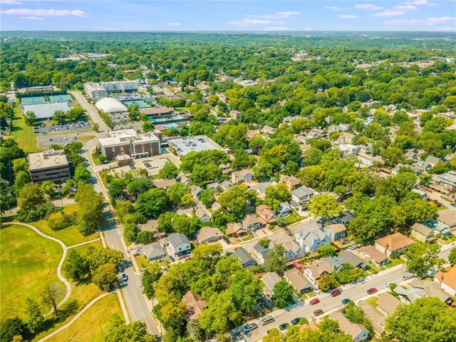 $320,000 | 4635 Genessee Street, Kansas City, MO 64112
