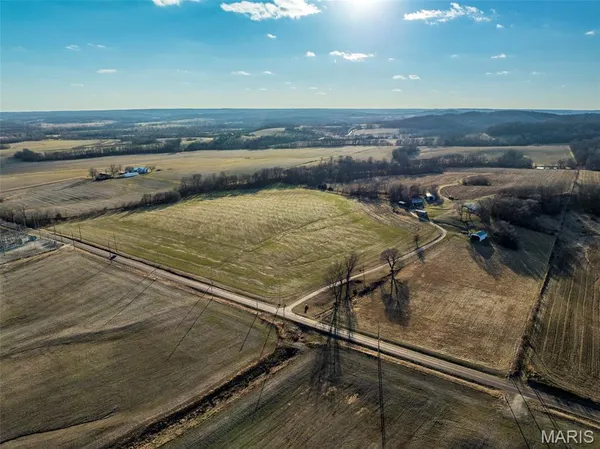 $2,627,850 | 11742 Hwy D, Louisiana, MO 63353