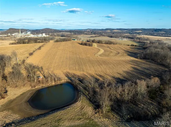 $2,627,850 | 11742 Hwy D, Louisiana, MO 63353